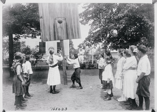 100年前美国纽约实景视频,美国100年前的城市视频