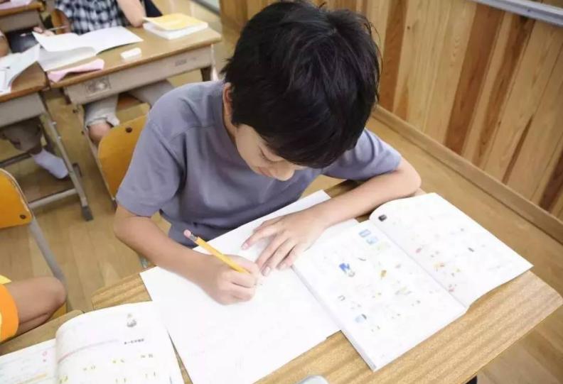 教材越来越简单考试越来越难原因,如何看待教材简单考试难