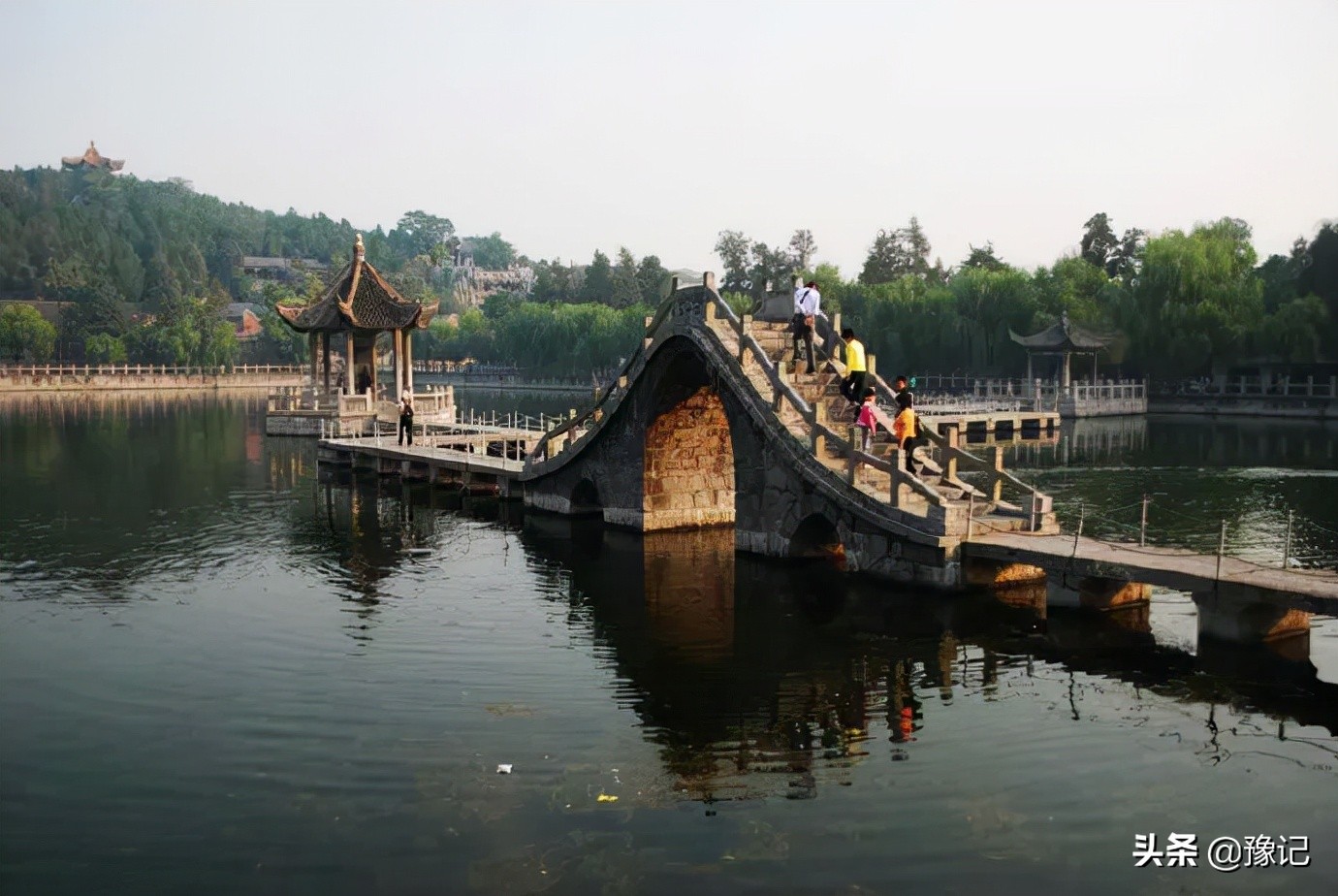 趵突泉断流和复涌的原因,趵突泉早就枯竭了吗