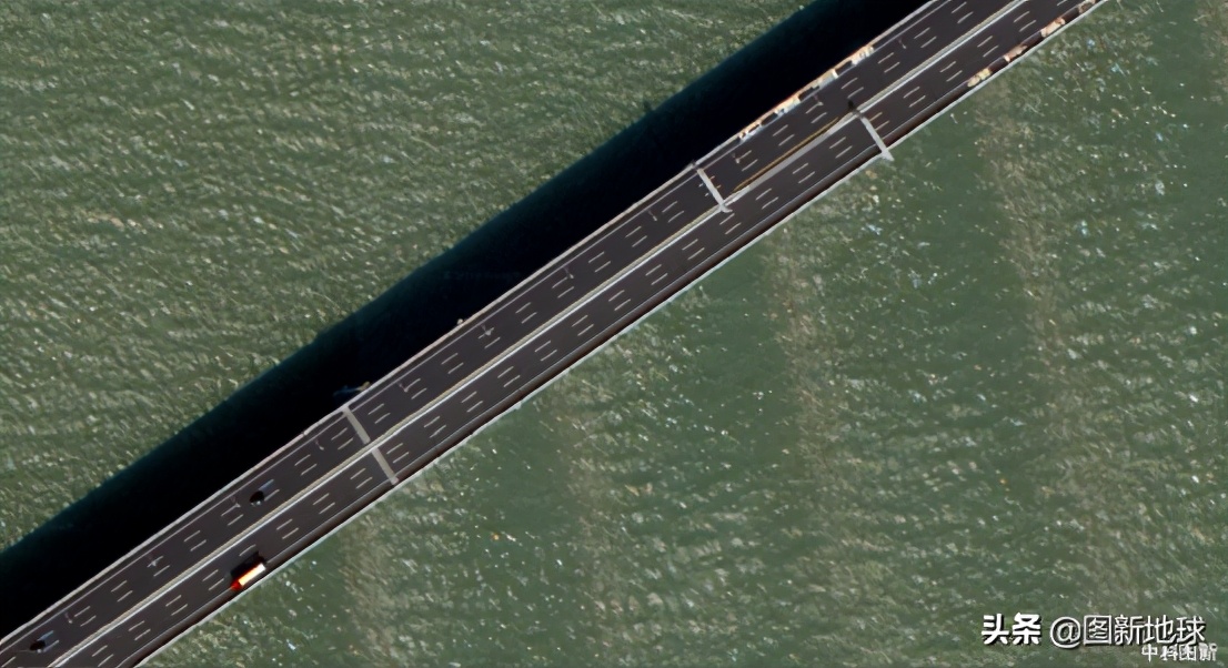 港珠澳大桥俯瞰全景真的太壮观了,港珠澳大桥人工岛俯瞰全景图