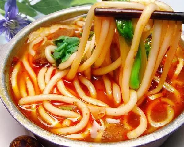 河南地道美味砂锅土豆粉,砂锅土豆粉这样做更美味