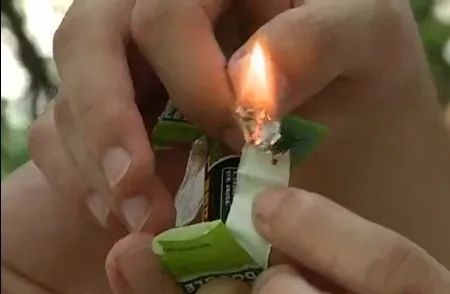 生存小技巧钻木取火,荒野生存取水技巧