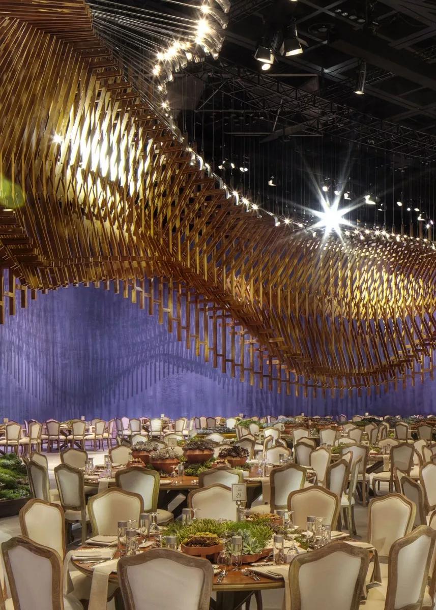 这才是婚礼真正应该有的样子,前院办婚礼后院摆酒席