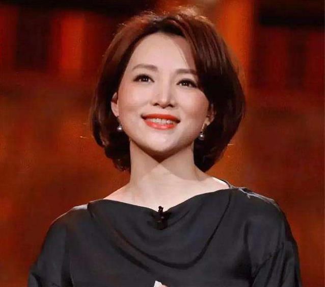 央视一姐董卿成名史,董卿从无名小卒到央视一姐