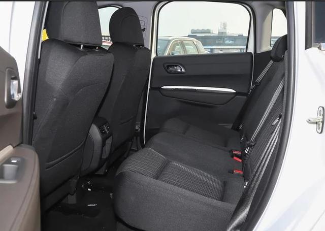 17万的标致3008,17款标致30082.0费油吗