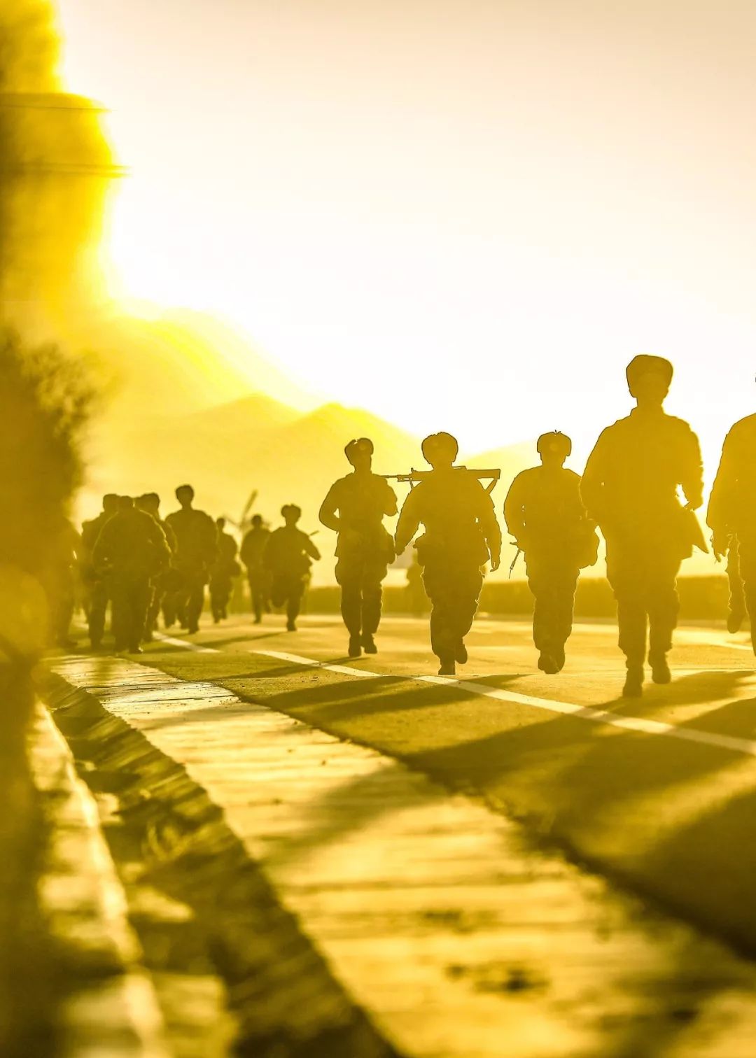 中国最美特警视频,中国最美警察背影