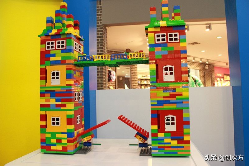 蓝牙音箱迷你黑胶音响,创新便携蓝牙音箱