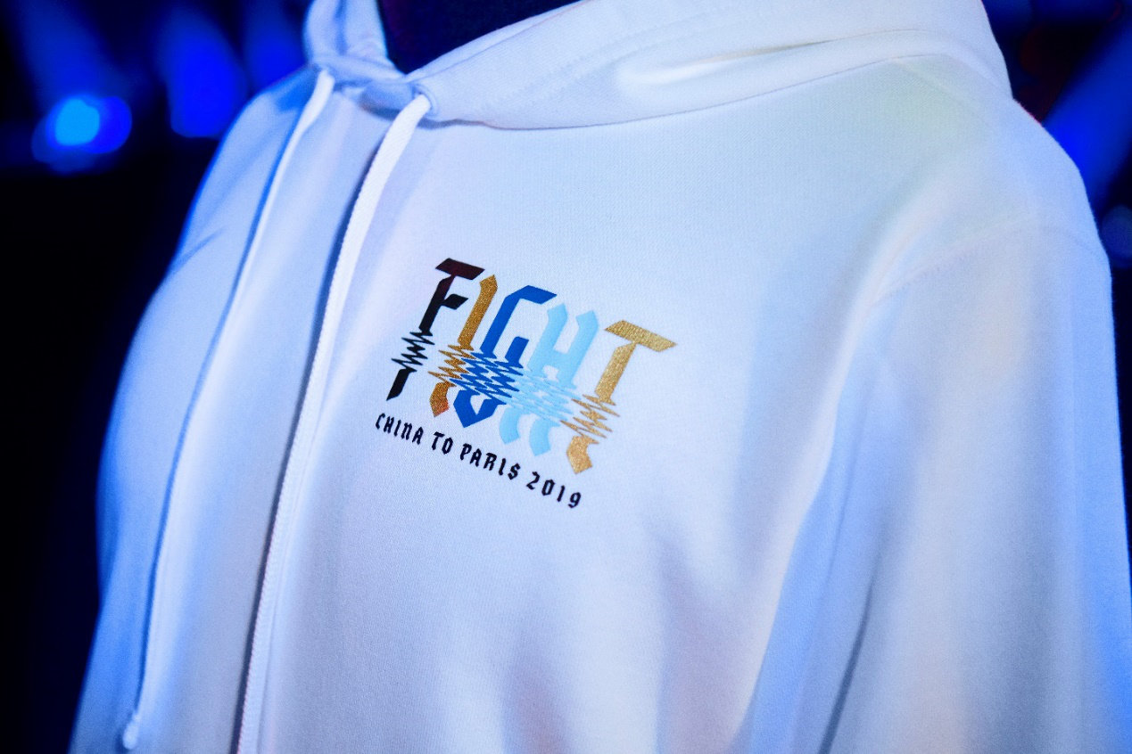 英雄联盟：耐克LPL系列公布，10月1日起陆续发售，这次会真香吗？