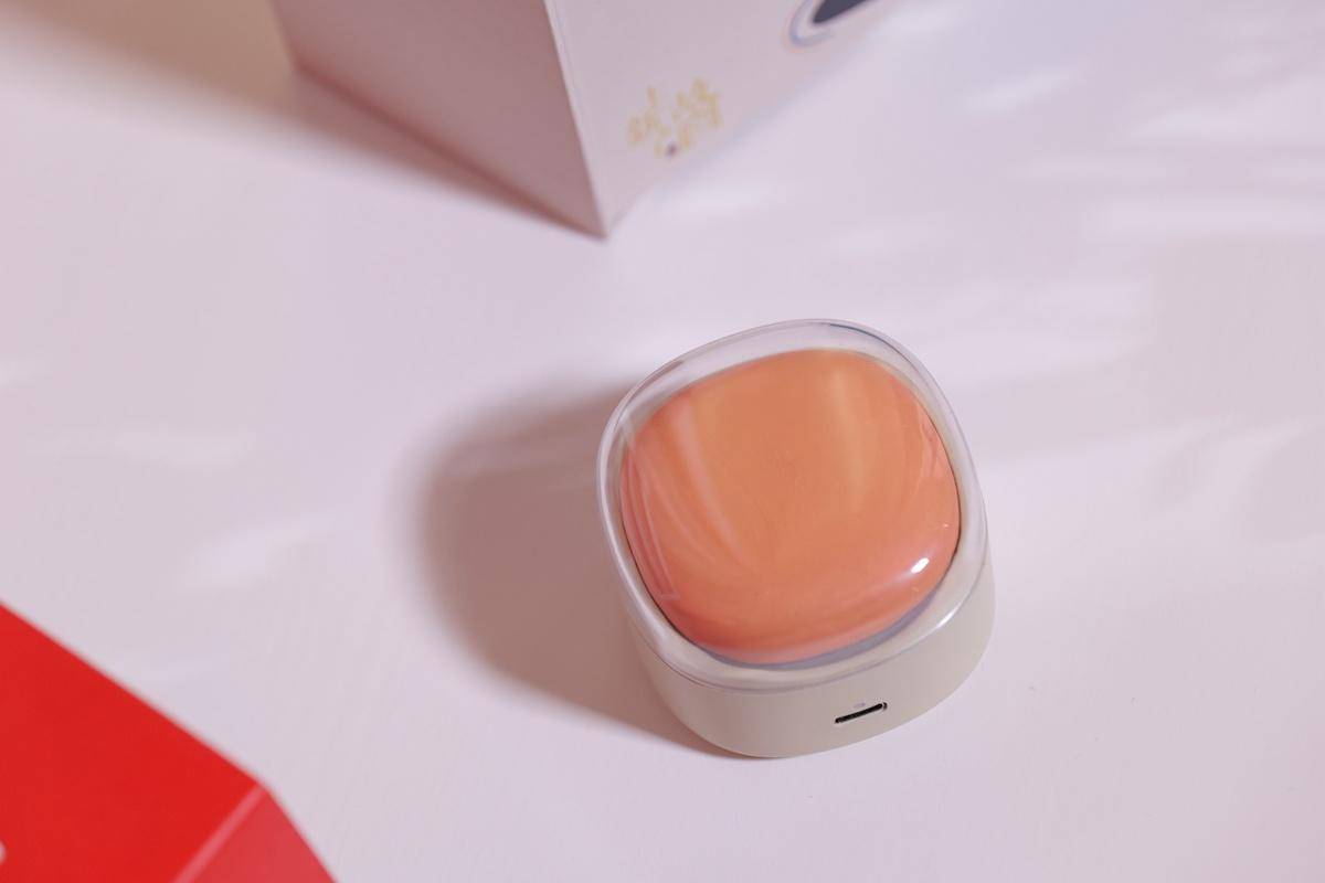 故宫左点小艾智能艾灸礼盒：融入热潮文化，随行理疗远离亚健康