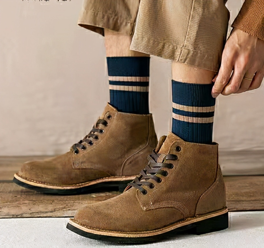 今年秋冬不露脚踝才是真时髦,冬天穿光腿神器露脚踝