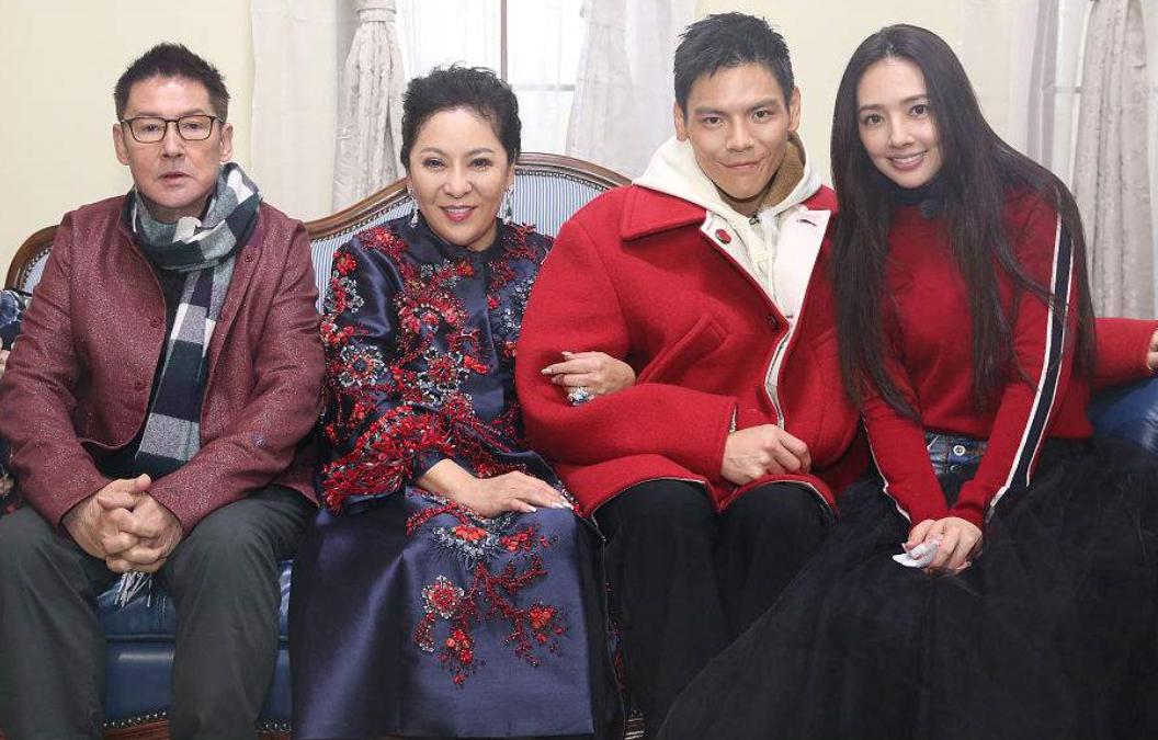 女儿们的恋爱向佐郭碧婷婚纱照,郭碧婷向佐婚纱照高清图片