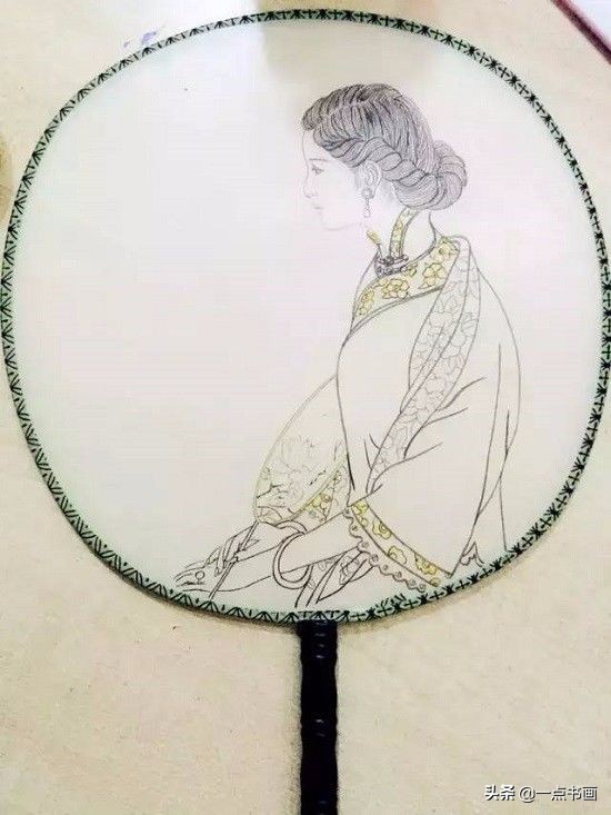 团扇仕女图画法,执扇仕女工笔画法图解
