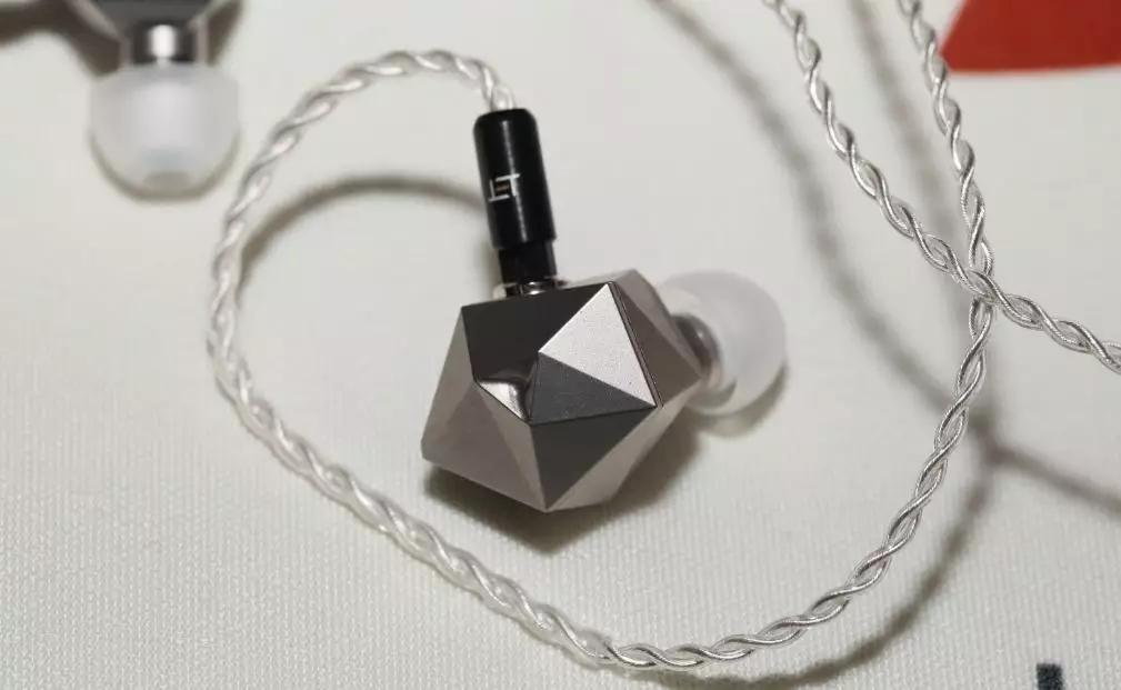 焕活动丨猪年最后一展—第四届耳机与杂谈年度盛典回顾（附听感）