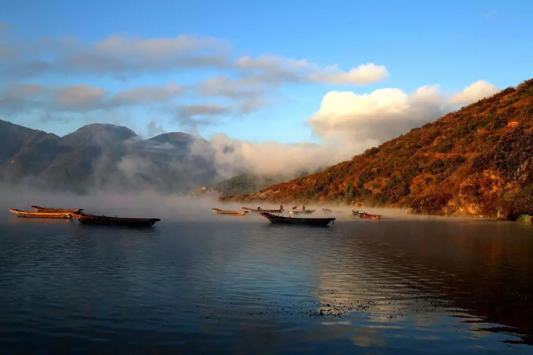 好想一起在这个古镇共度余生,我想和你去大草原的湖边是什么歌