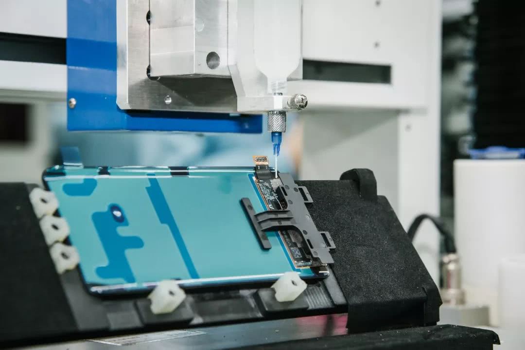 oppo相机强大功能,oppo小布和小爱哪个更强大