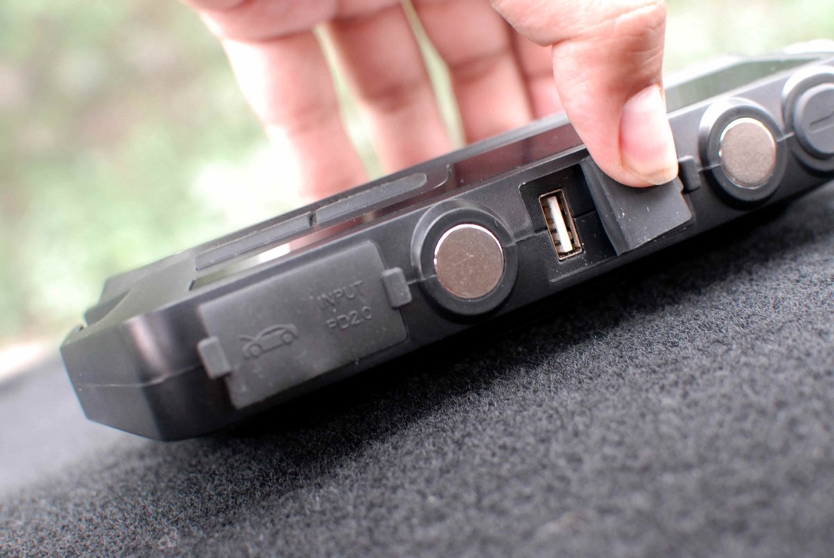 道路救援专用汽车应急启动电源,汽车自救应急启动电源有哪些品牌