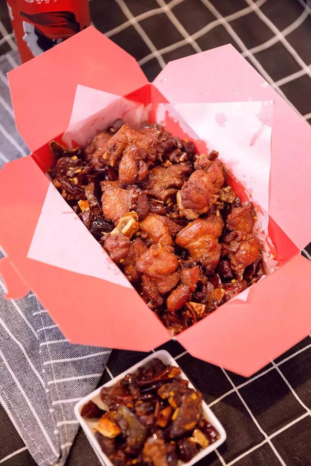 一口就上瘾的煸鸡除了他没有别家了