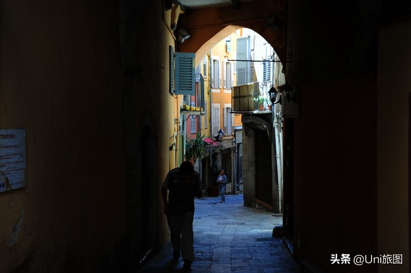 感受法国浪漫的东方韵小镇,邂逅法国最美小镇