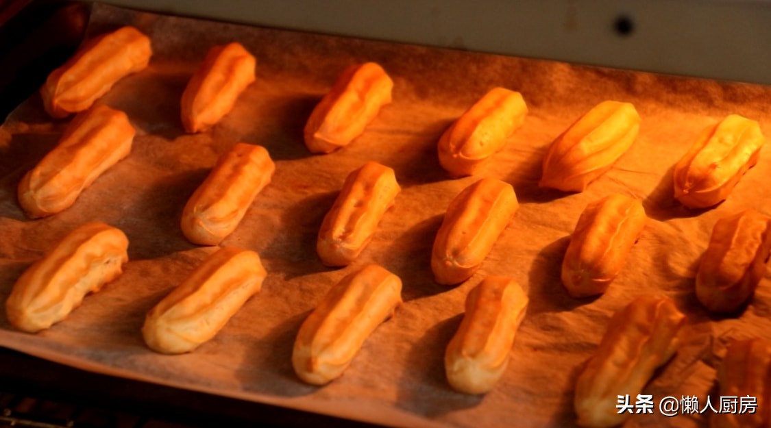 不用和面就可以吃到酥脆的小油条,外国人吃中国的油条配豆浆