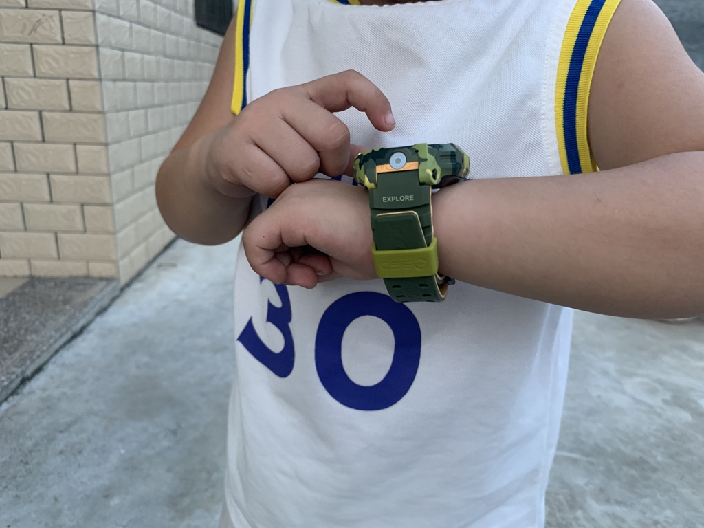 小天才儿童手表z6巅峰版评测,小天才儿童手表z6巅峰版有黑的吗