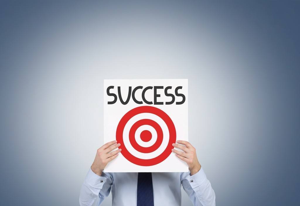 当你迷茫没有目标的时候该怎么做,人生没有目标的时候推荐做什么呢