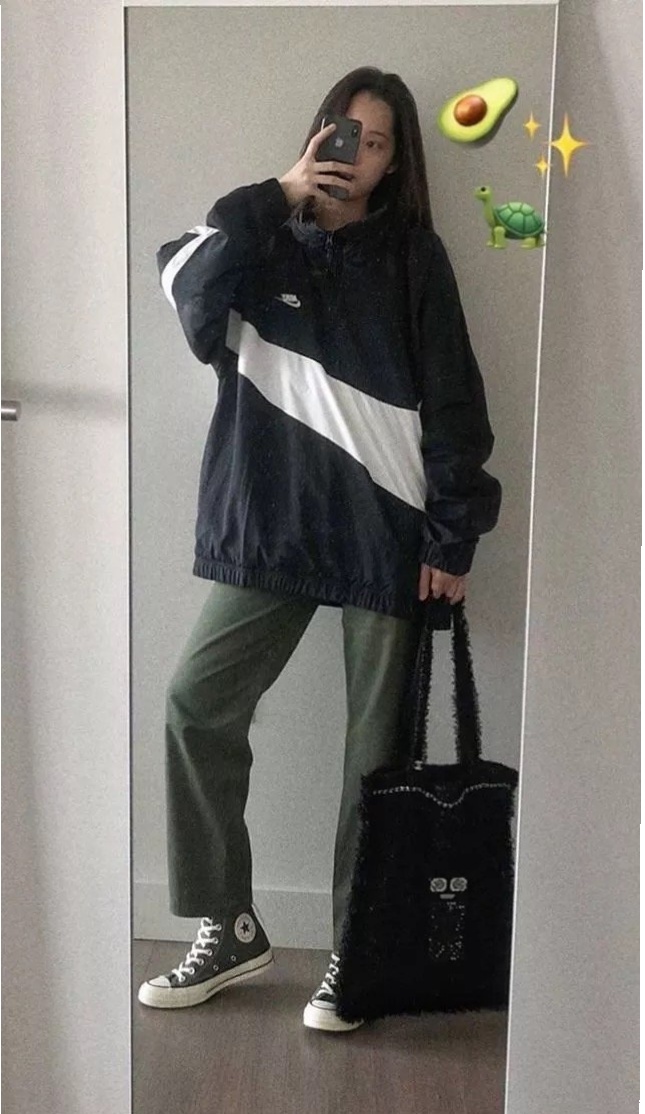 欧阳娜娜穿搭日常回归现实,欧阳娜娜私服酷帅风穿搭