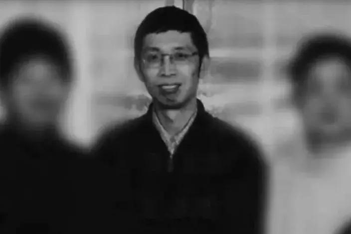 虽然妻离子散，丢掉工作，但我从没后悔做了变性手术