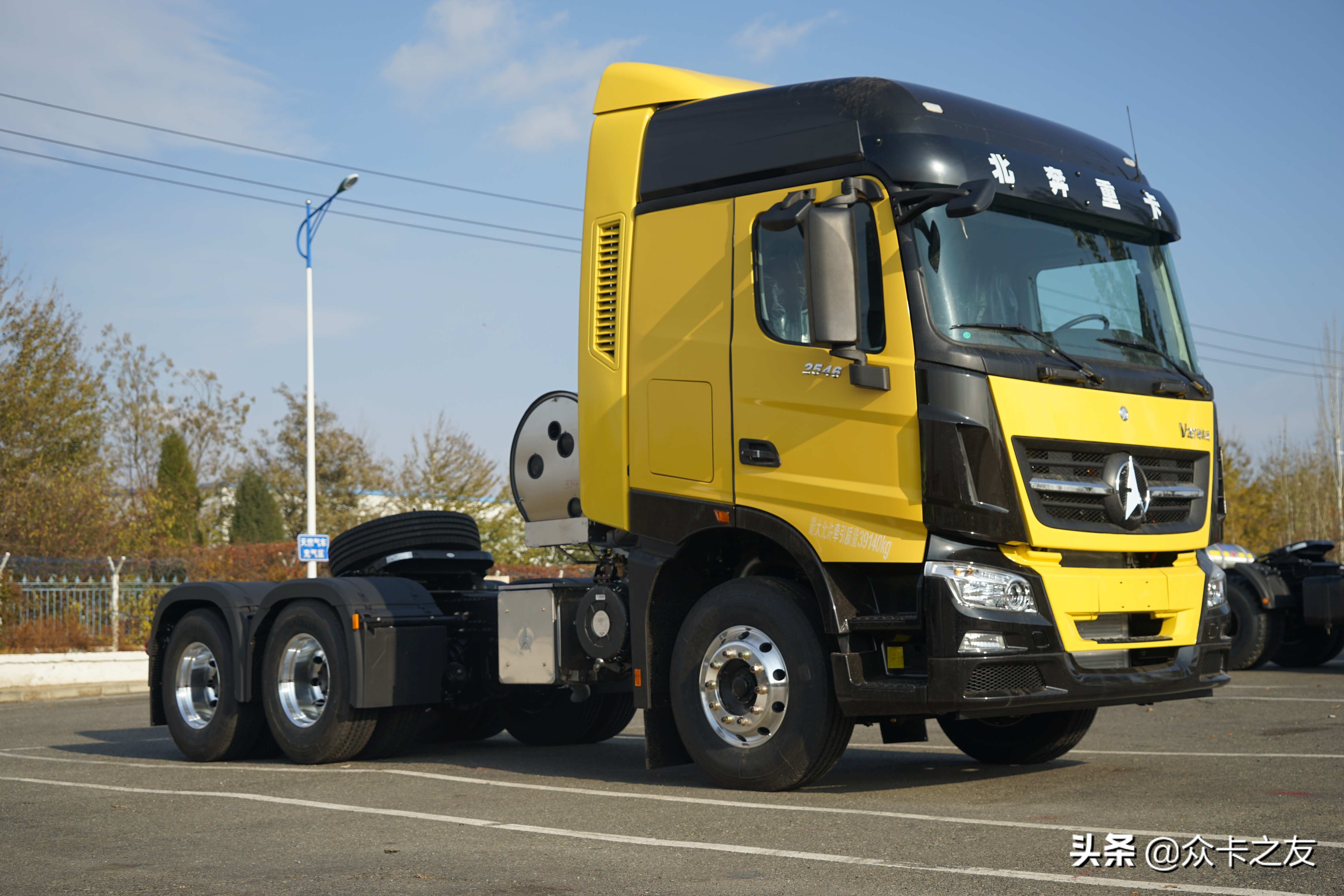 北京奔现和奔驰有什么区别,北奔和梅奔区别