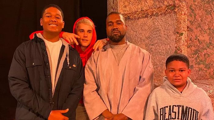 “南京黑人”侃爷：我的背后是一支*队军**