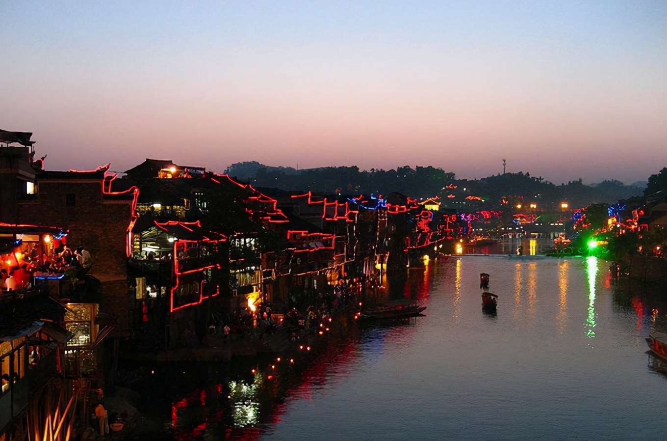 长沙到张家界旅游攻略及费用,长沙到张家界旅游攻略和费用