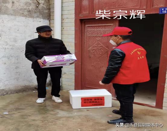 致敬青年志愿者坚守社区挺身战疫,战疫有温度争做青年志愿者