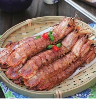 夏日大排档的当家菜椒盐皮皮虾,椒盐皮皮虾鲜香