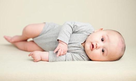 产妇生孩子的三件事,产妇生完孩子三天出现的症状