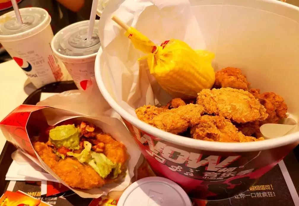 海底捞、星巴克、哈根达斯……这些隐藏福利,一张身份证就搞定!