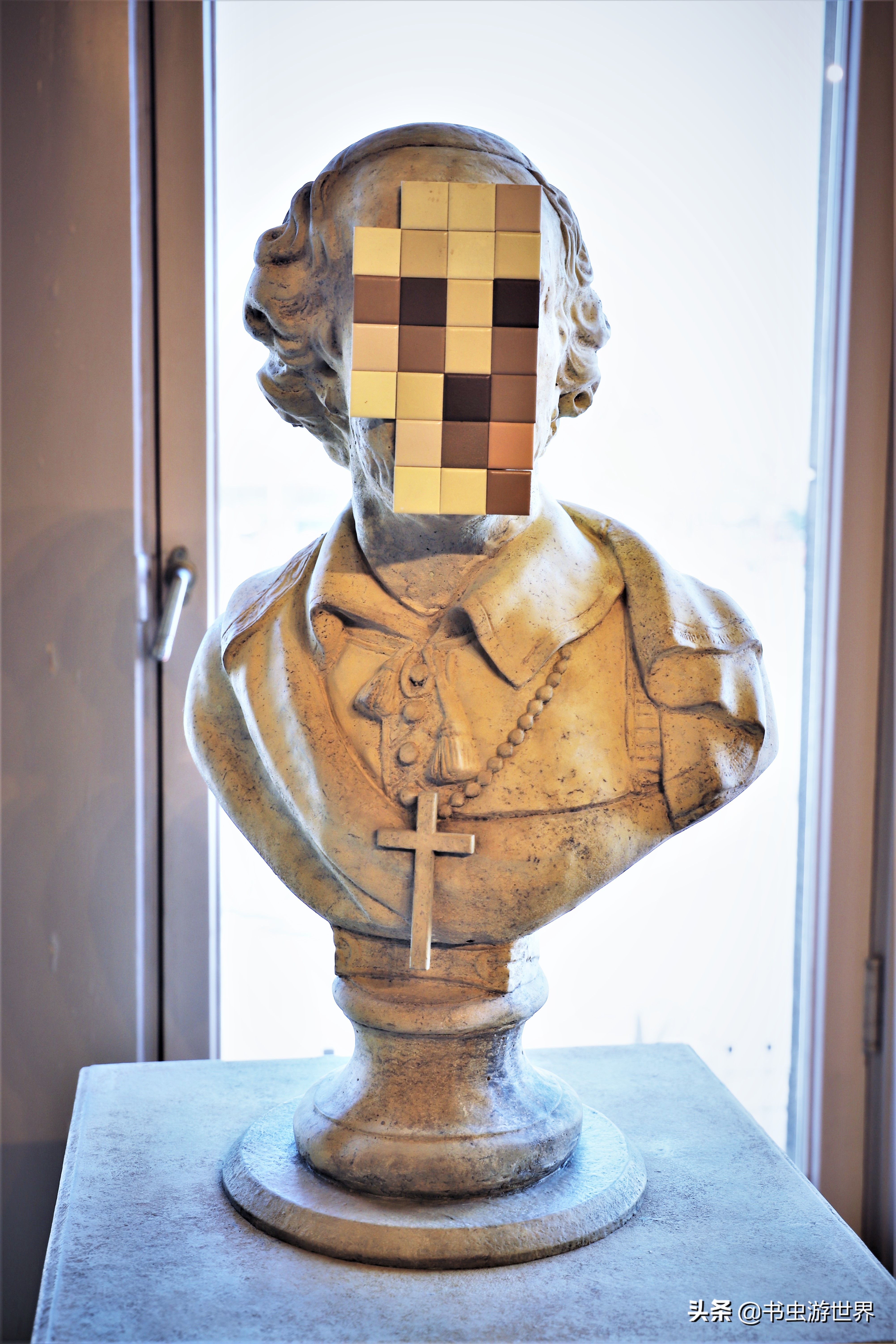 虚拟考古、气球女孩、波点女王：Moco的现当代艺术你能看懂几个？