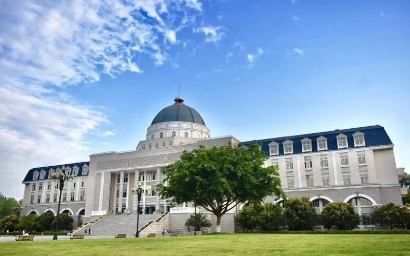 閿﹀煄鐨囧璐垫棌瀛﹂櫌,鎴愰兘閿﹀煄璐垫棌瀛﹂櫌