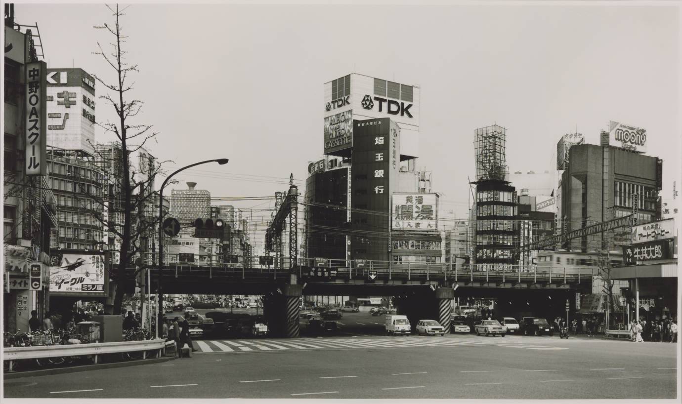 为什么房子没人住会老化快,为什么房子越来越荒废