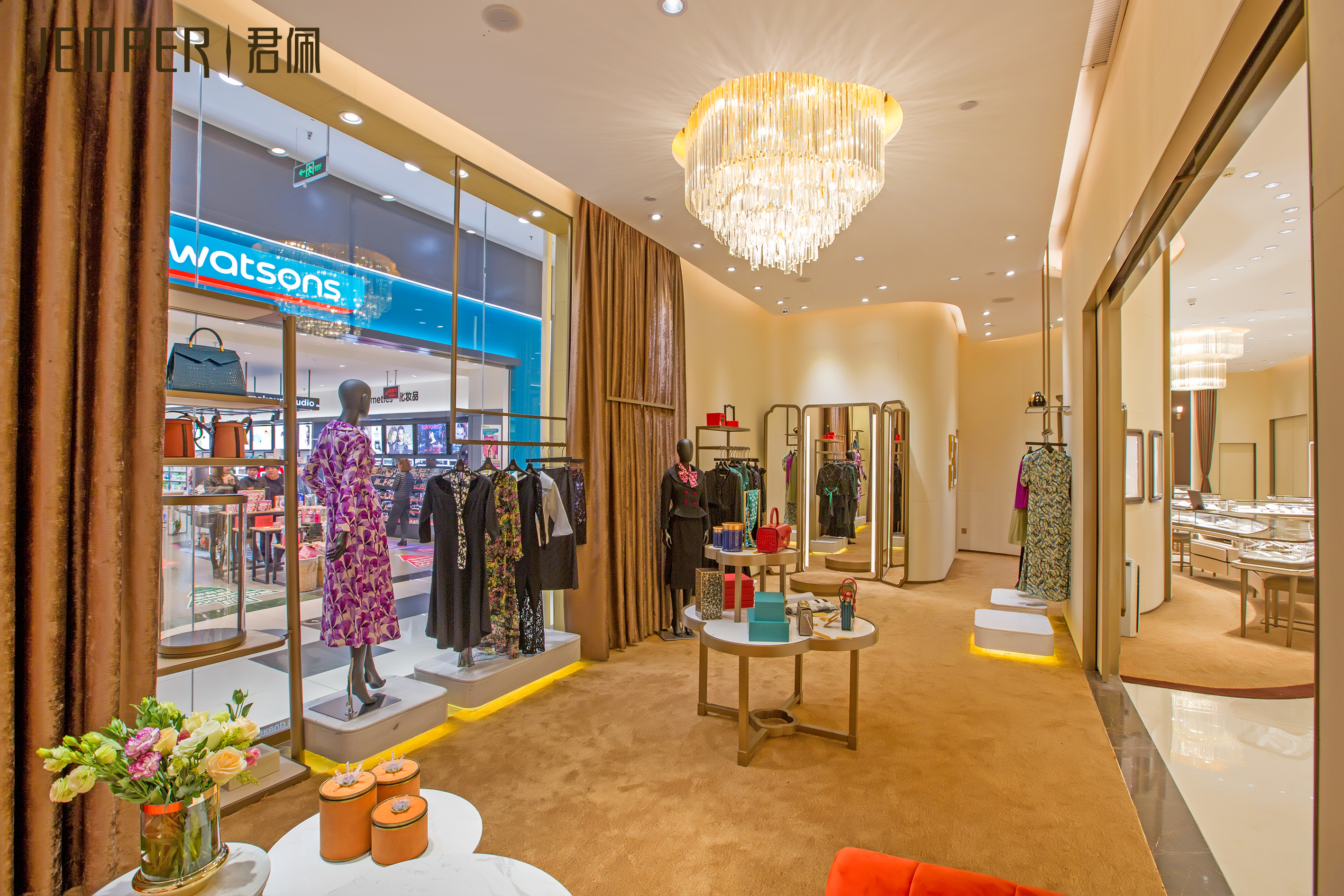 绽放极致东方美学，开启“沉浸式”珠宝美学新体验