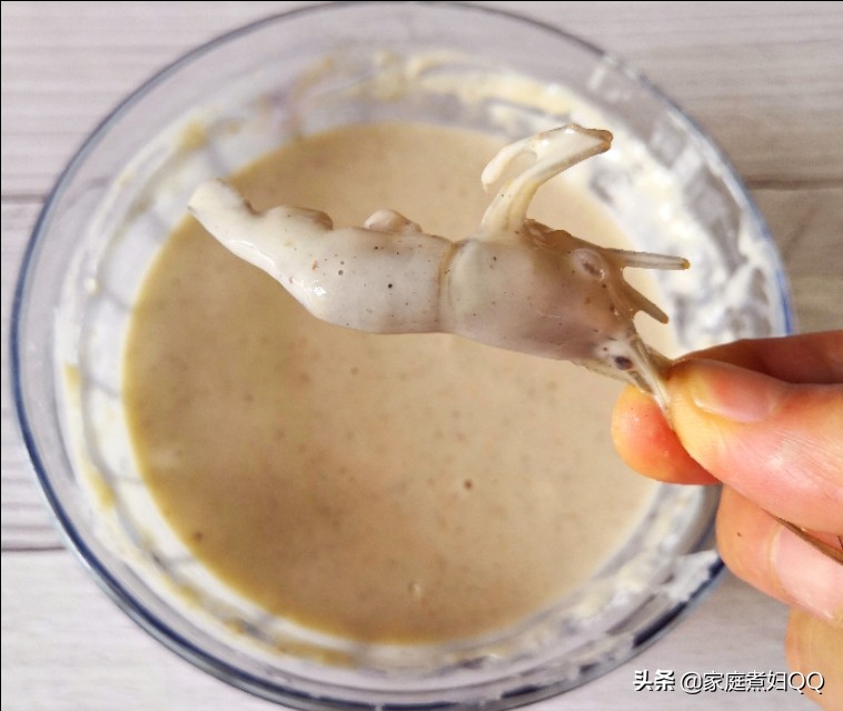 小虾怎么做简单又好吃适合孩子,小虾怎么炸着吃又酥又脆