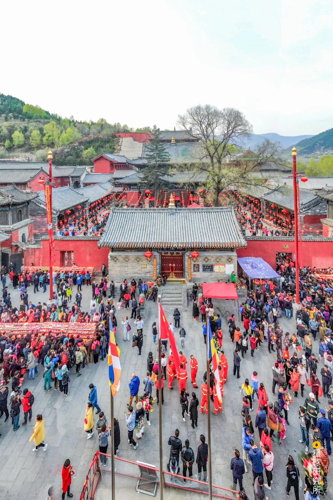 五台山值得去吗,泰山和五台山哪个更值得去