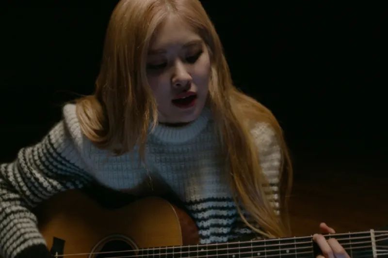 blackpink四人从黑暗中走出来,blackpink被黑得最惨的一年