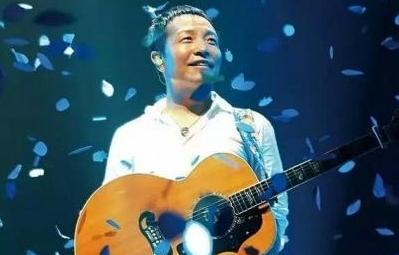 摇滚音乐人谈许巍,摇滚诗人许巍最新消息