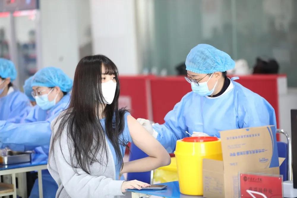 齐鲁师范大学章丘新冠疫苗接种,理工大学接种新冠疫苗