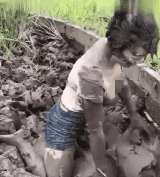 泥鳅玉女抖音最火的视频,抖音最火泥鳅女