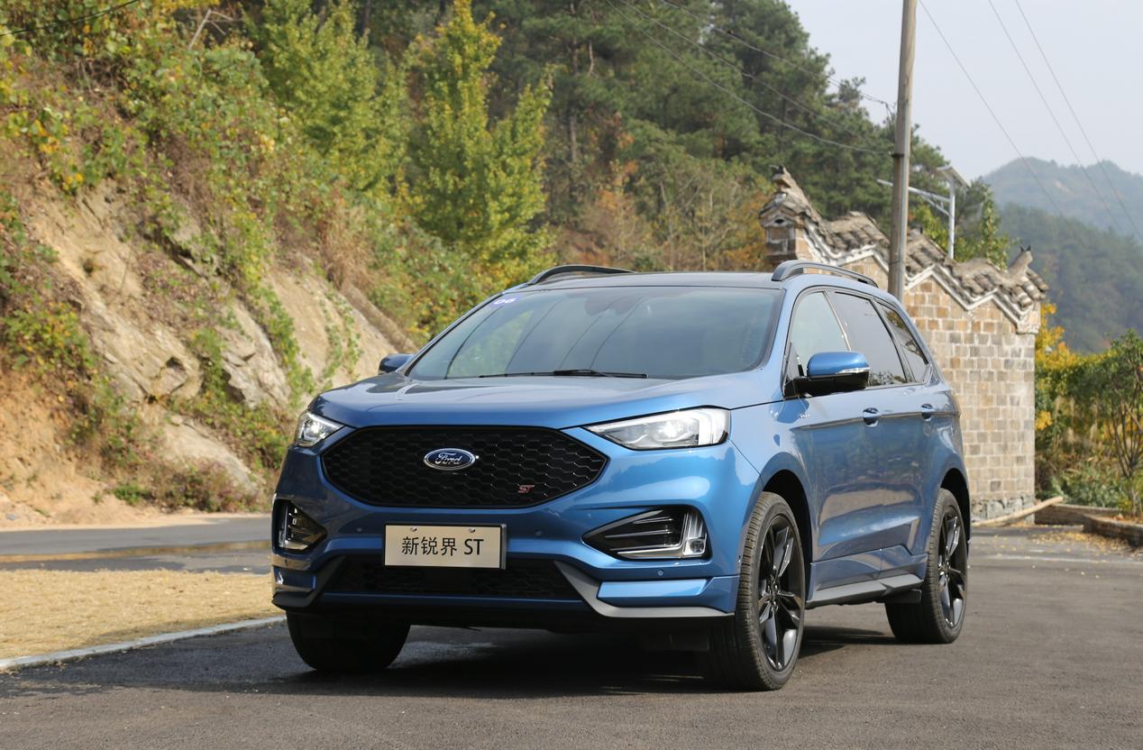 锐界plus运动版和普通版如何选,福特新suv比锐界大