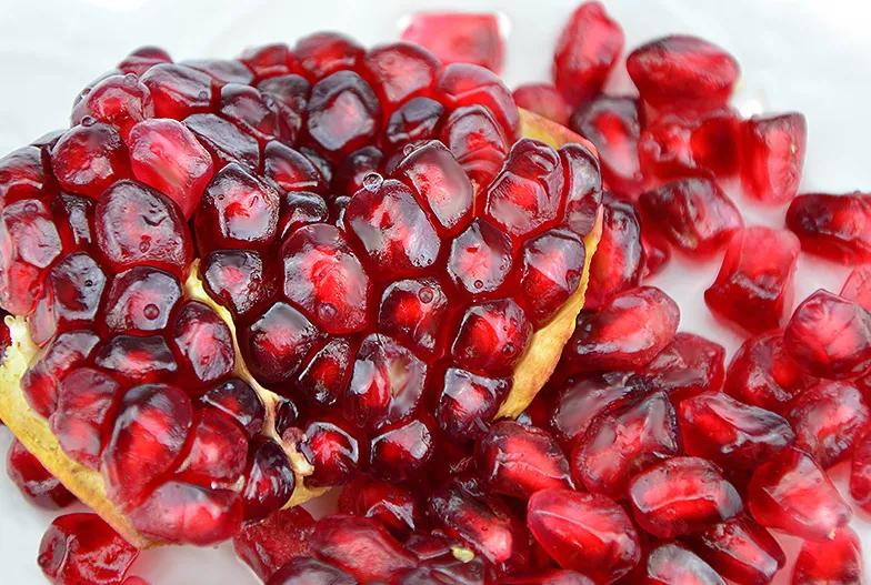 石榴突尼斯软籽石榴爆甜多汁,好吃不吐籽的突尼斯软籽石榴来了