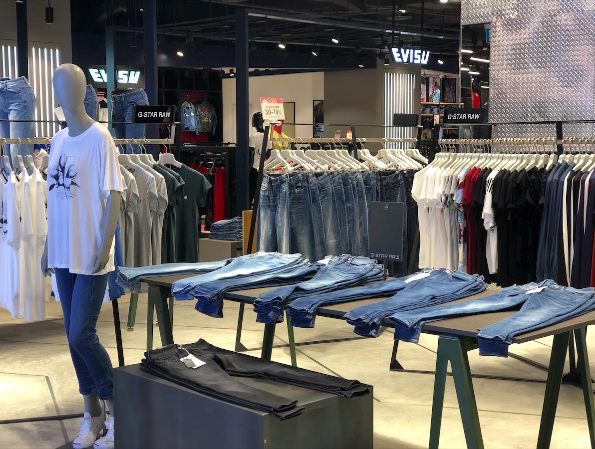 泰国centralworld商场购物,泰国曼谷大皇宫附近商场