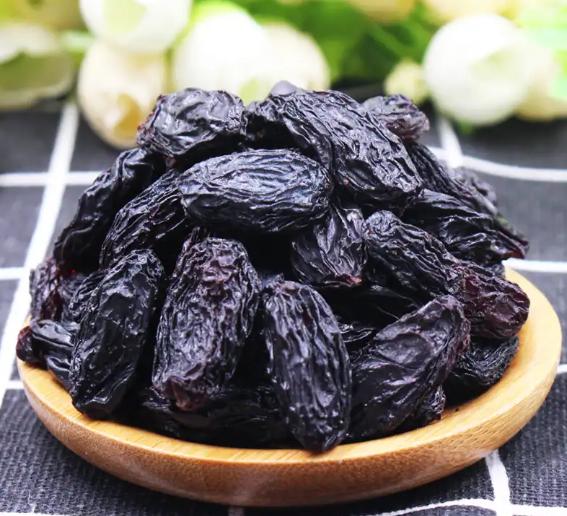 最值得带的新疆干果,南疆和北疆的干果