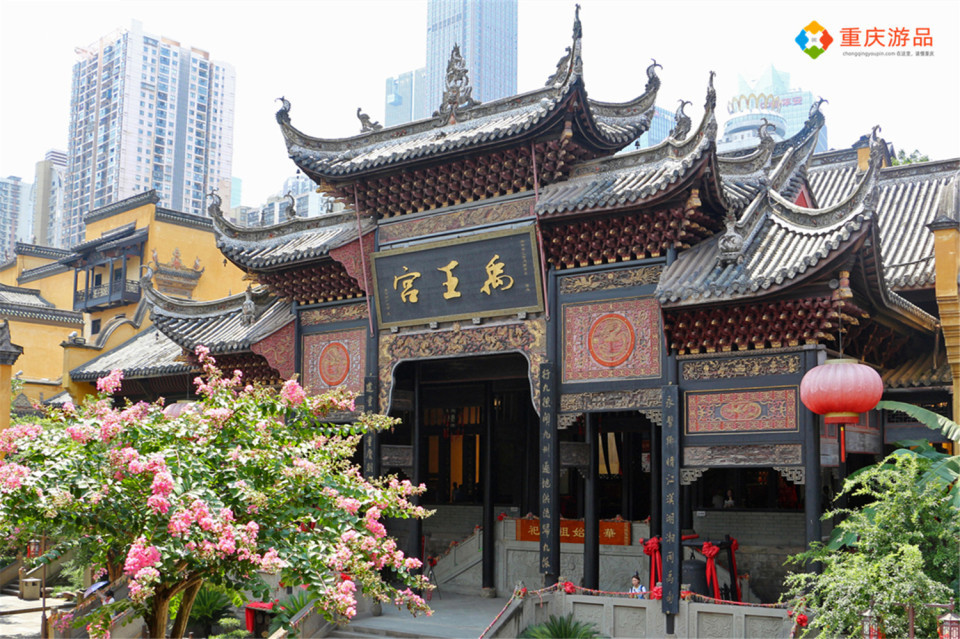 南滨路灯光秀观景吃饭最佳地点,重庆南滨路看风景酒馆