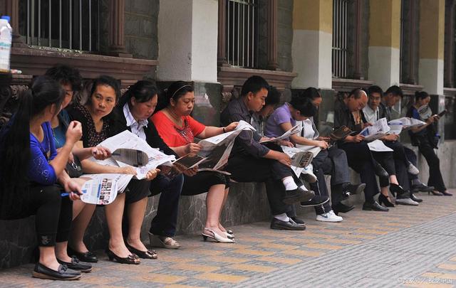 辅导班打擦边球,家长钻政策空子,学生更疲惫,这是怎么了?